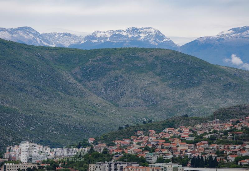 Snijeg na vrhovima planina - Snijeg na vrhovima oko Mostara